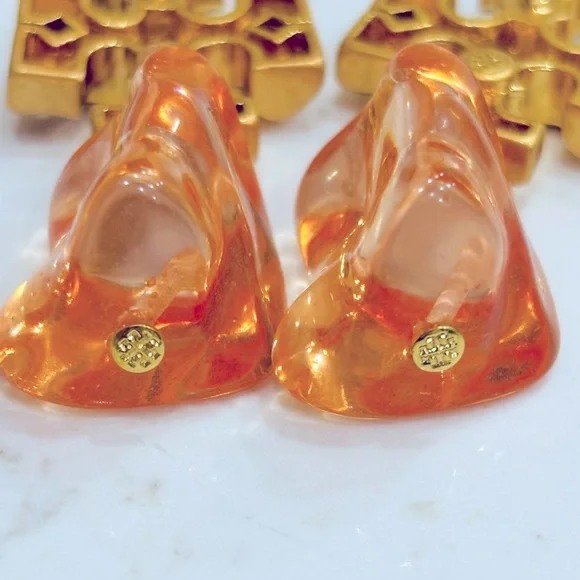 Tory Burch ROXANNE gold logo + orange ice cube drop & dangle statement earrings - Picture 7 of 12